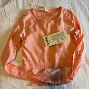Lululemon size 6 Ebb to Street Long Sleeve